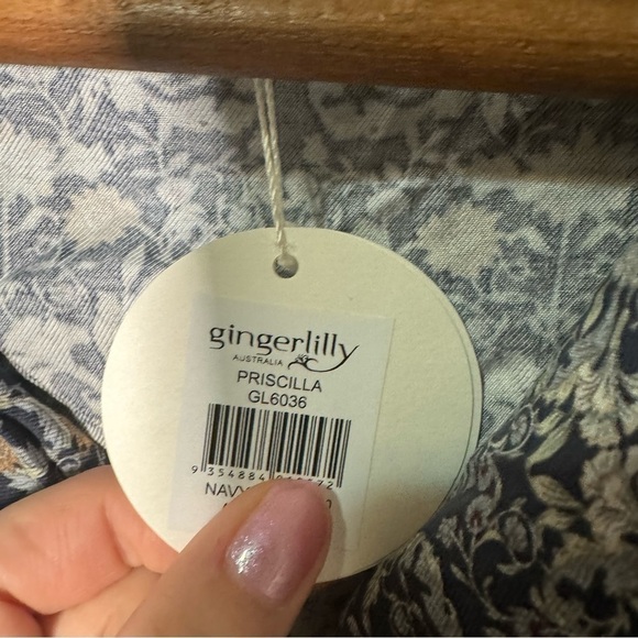 NWT GINGERLILY PJ TOP  DITSY FLORAL M - Picture 5 of 7